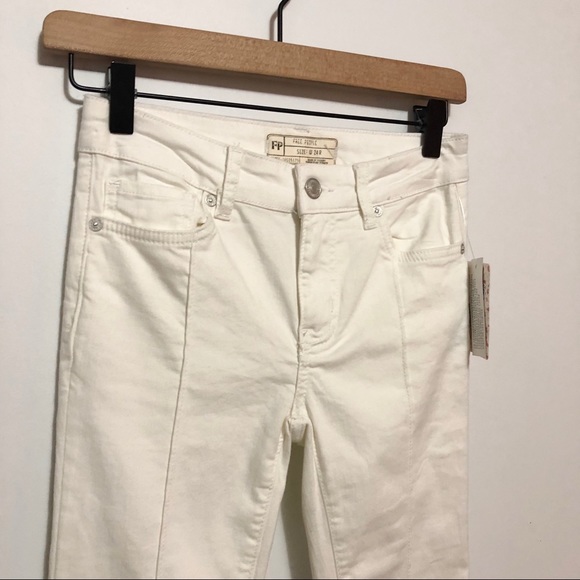 SOLD - Picture 4 of 8